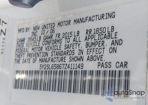 2007 Pontiac Vibe z USA, uszkodzony, nr VIN 5Y2SL65867Z411149